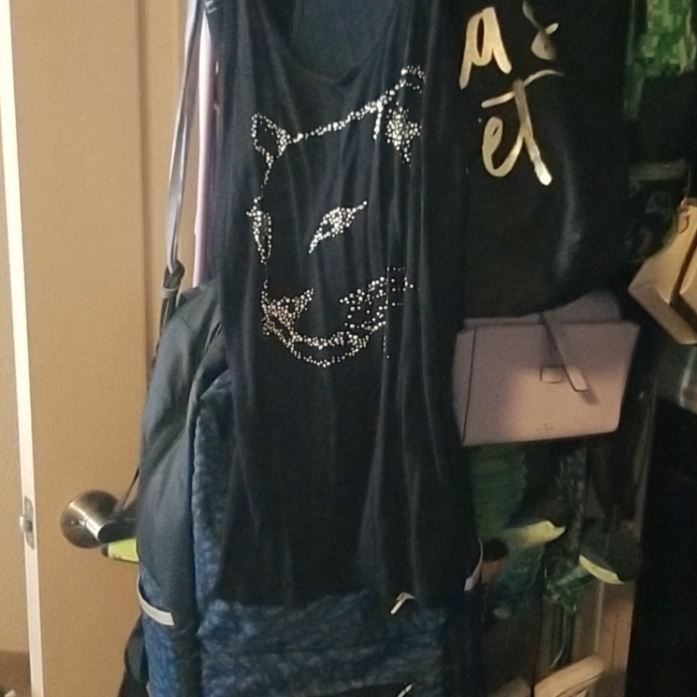 Black shirt